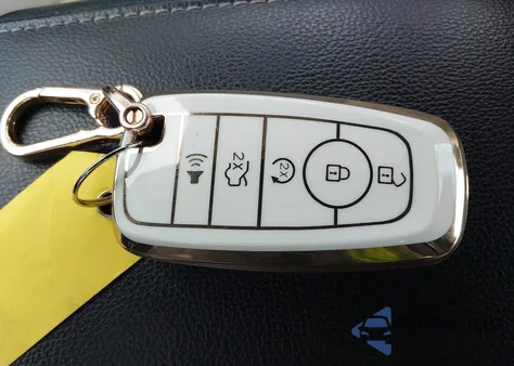 2017 Ford Fusion Titanium from USA, damaged, VIN 3FA6P0K96HR401622